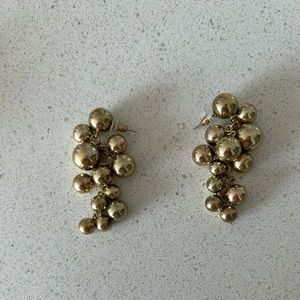 Grape-style drop earrings in gold plated brass